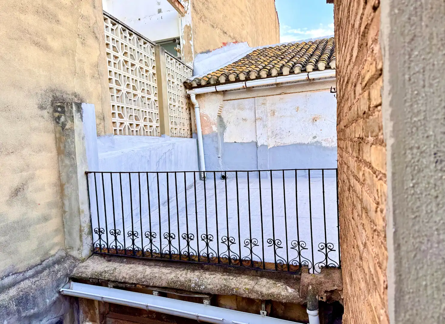 Vista exterior de Casa o xalet en venda en Massamagrell amb Terrassa i Balcó