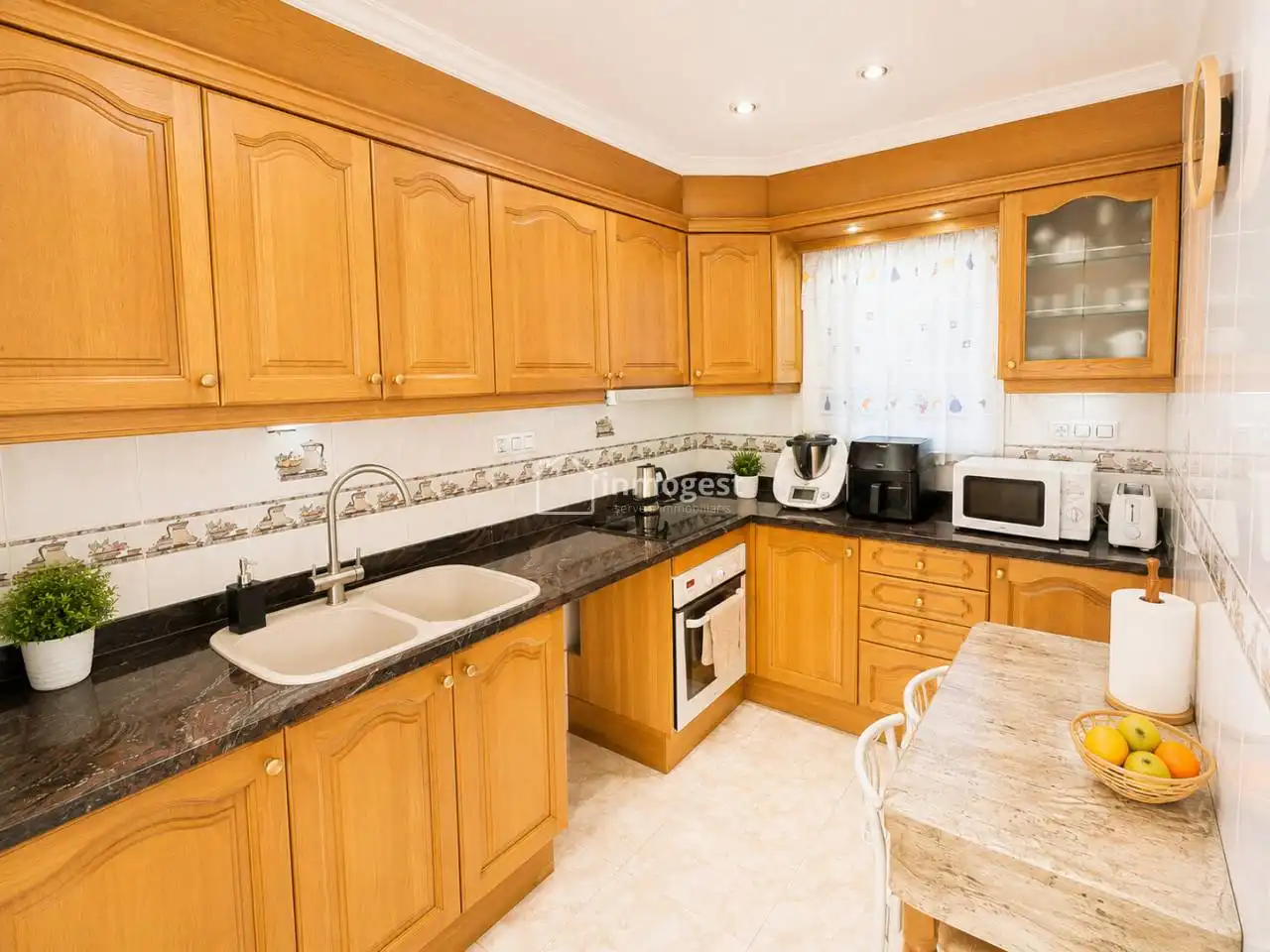 Cocina de Ático en venta en Salt con Calefacción y Terraza