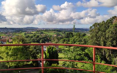 Vista exterior de Casa o xalet en venda en Villaescusa (Cantabria) amb Terrassa