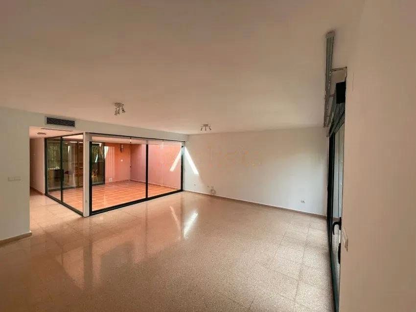 Sala d'estar de Casa o xalet de lloguer en Alicante / Alacant amb Aire condicionat, Calefacció i Jardí privat