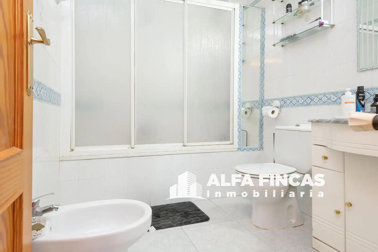 Badezimmer von Wohnung zum Verkauf in Villarrobledo mit Heizung, Terrasse und Abstellraum