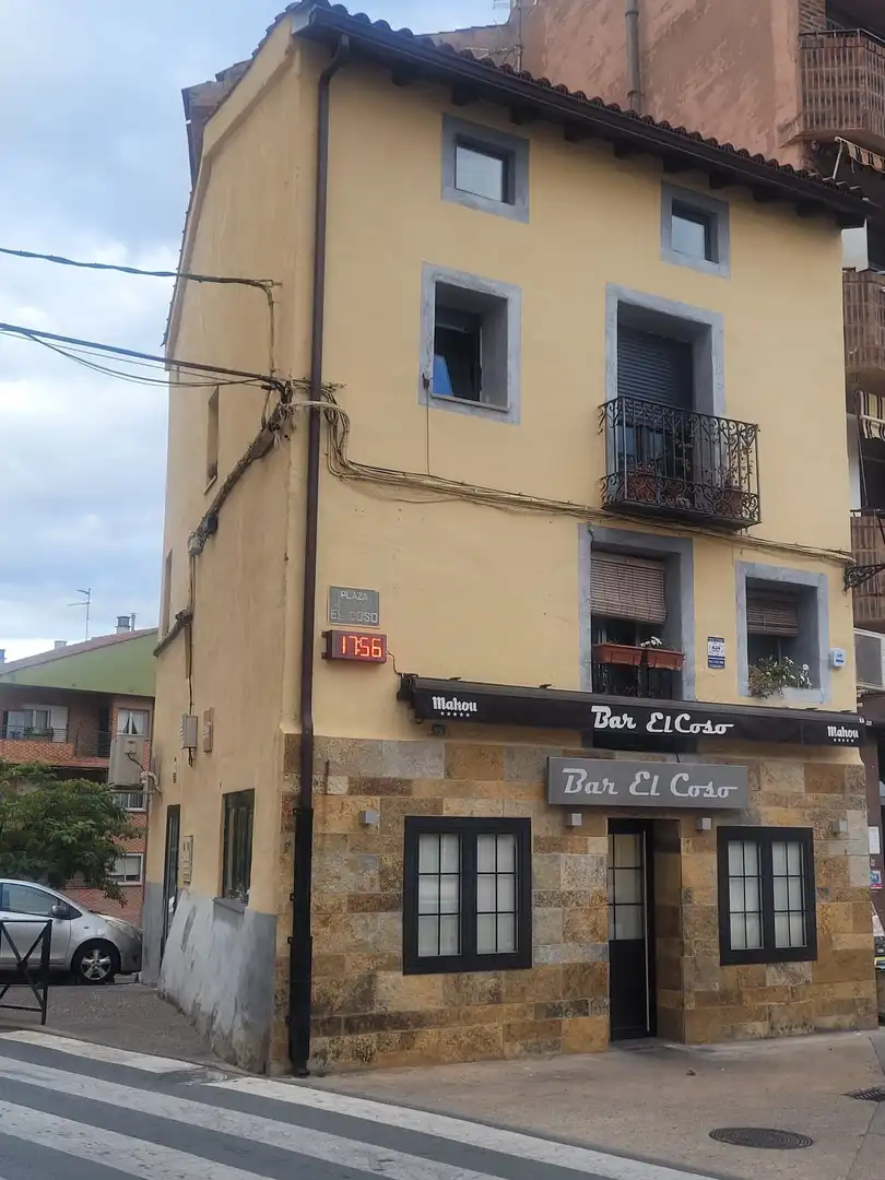 Casa rústica en venda a Entrena, imagen 2