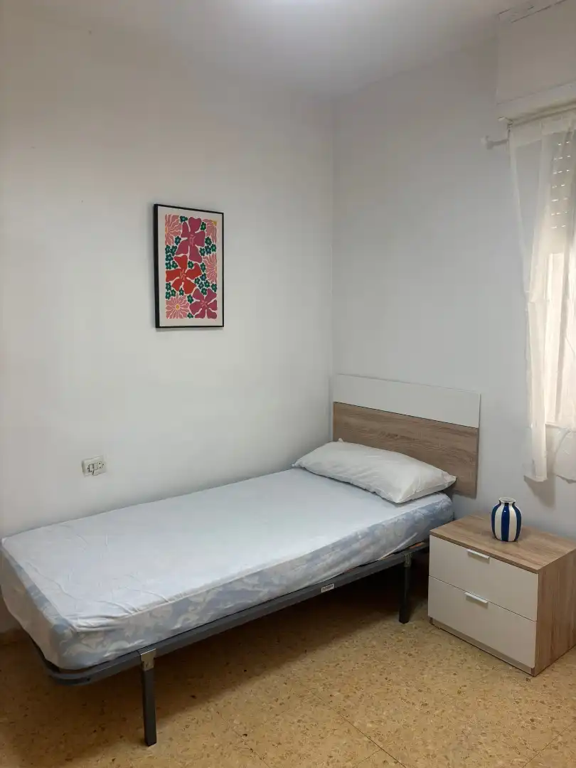 Habitación de Piso para compartir en Murcia con Calefacción, Amueblado y Horno
