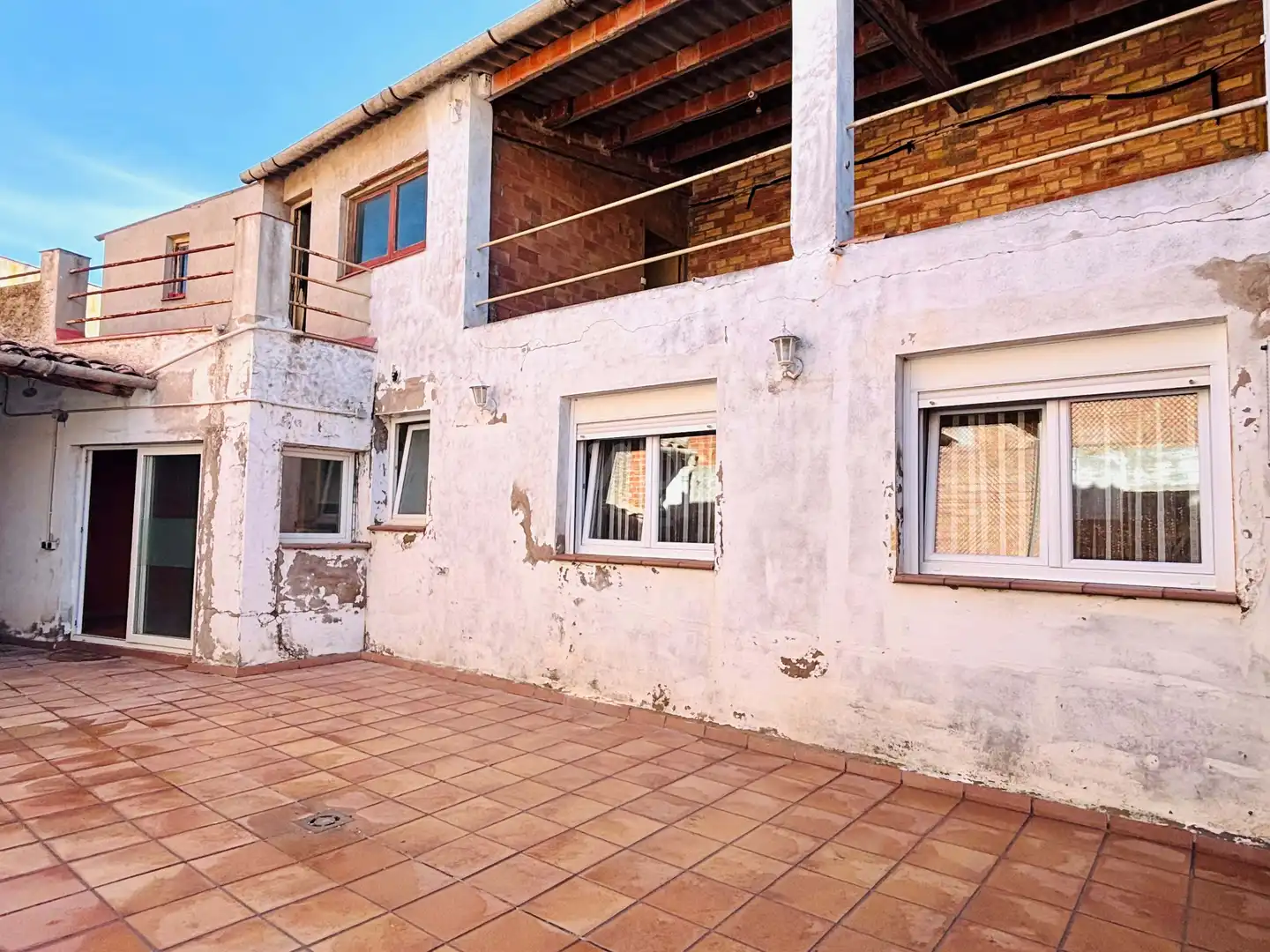 Vista exterior de Casa o xalet en venda en Castellserà amb Calefacció i Terrassa