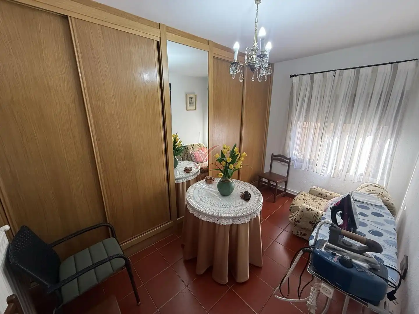 Dormitori de Casa o xalet en venda en Reyes Católicos - Paseo San Antonio