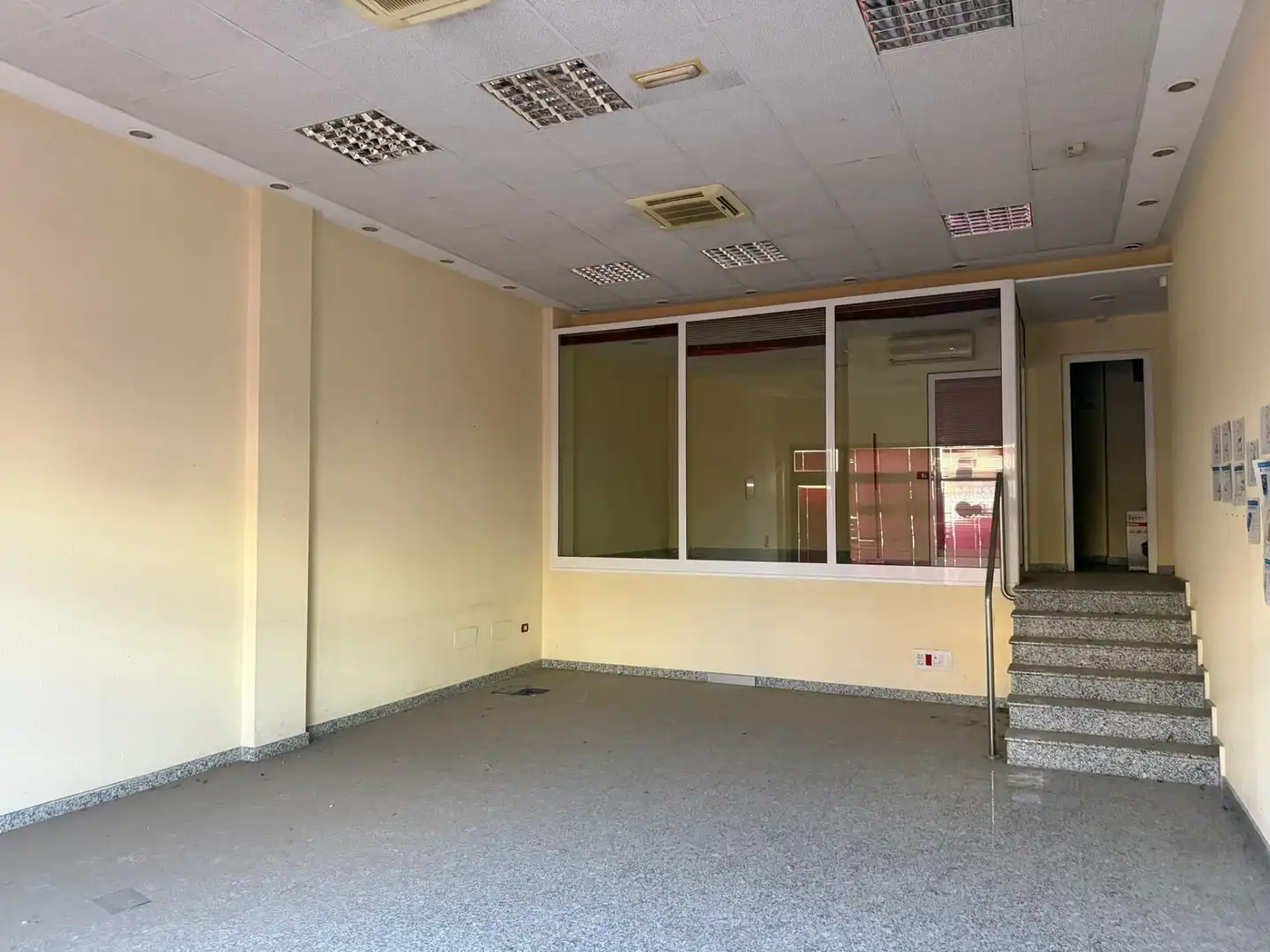 Local en venta en Puerto del Rosario