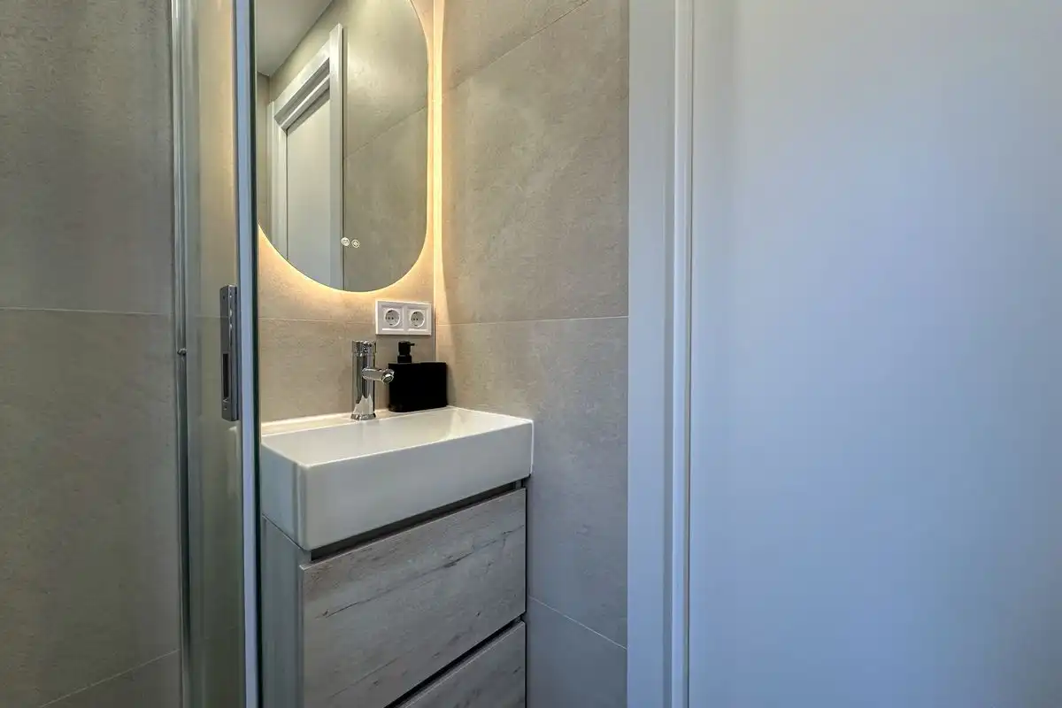Baño de Ático de alquiler en Madrid con Aire acondicionado, Calefacción y Terraza