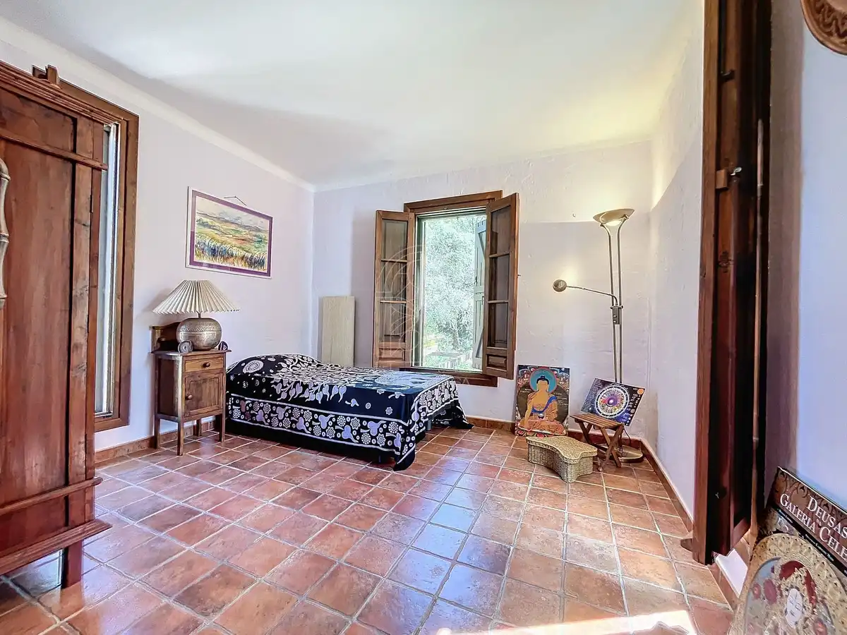 Habitación de Finca rústica en venta en Comares con Aire acondicionado, Jardín privado y Terraza
