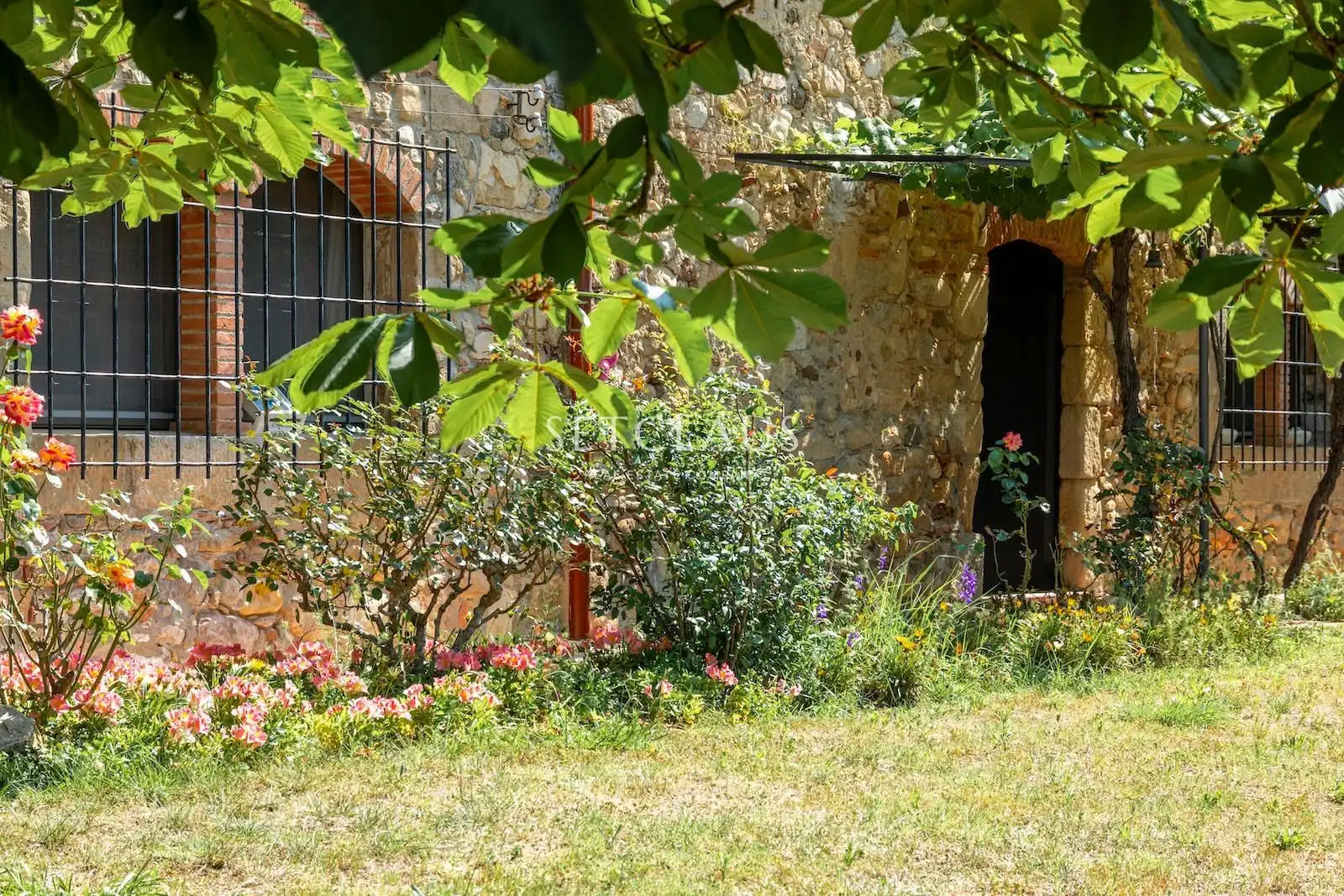 Jardí de Finca rústica en venda en Sant Feliu de Buixalleu amb Aire condicionat, Calefacció i Terrassa