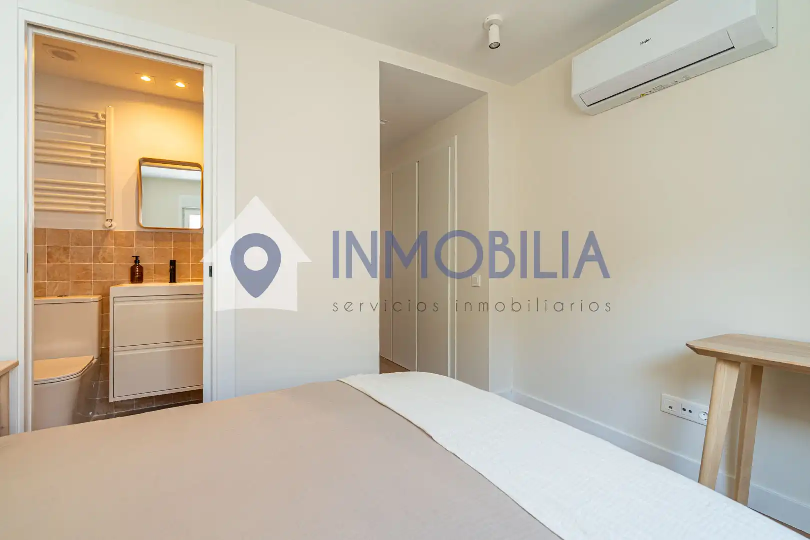 Bedroom of Flat for sale in Madrid  with Air Conditioner, Heating and Terrace
