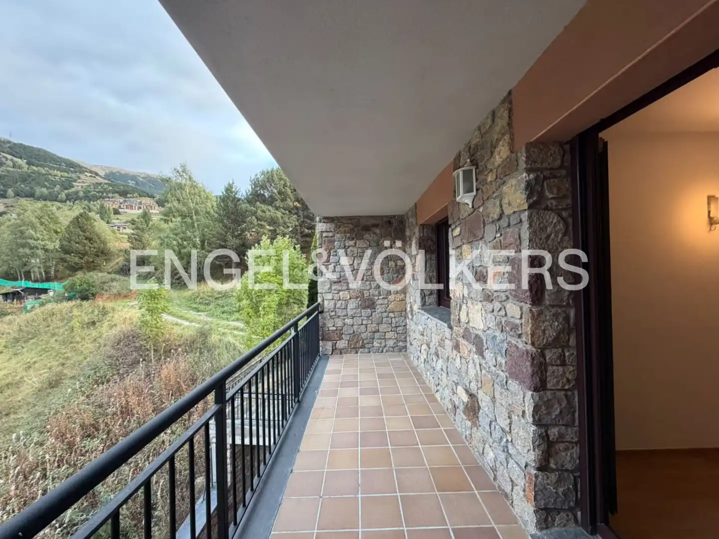 Appartamento con ascensore in affitto a Canillo pueblo, imagen 2