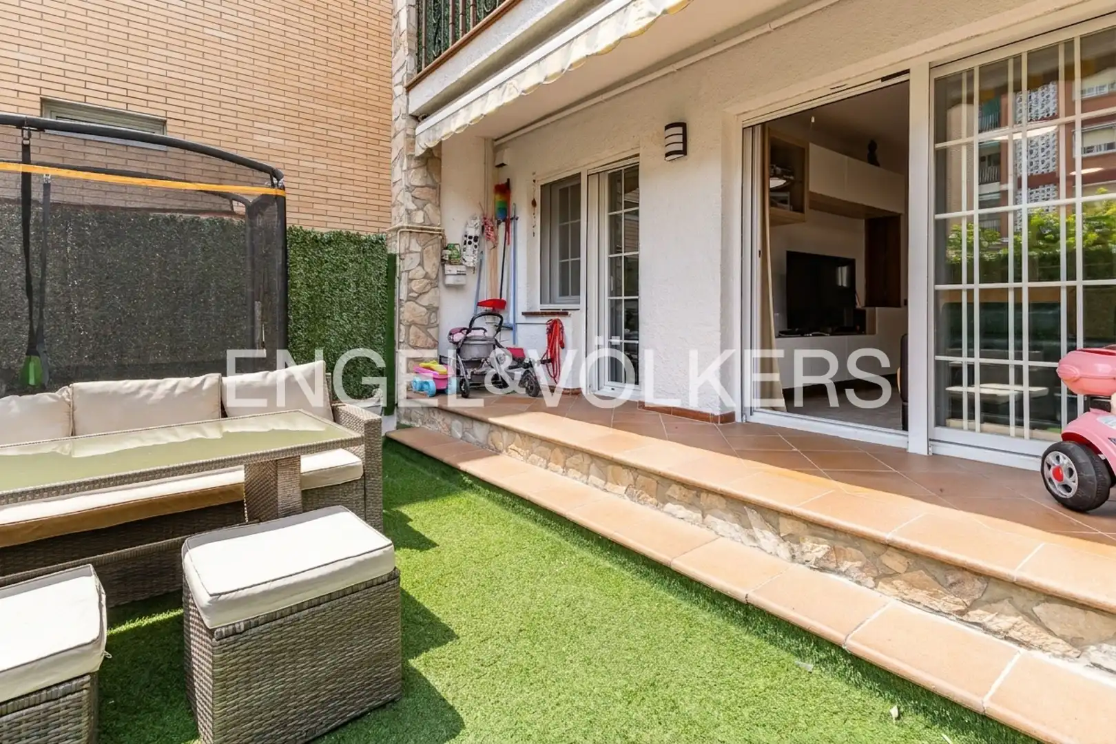 Terrassa de Casa adosada en venda en Arenys de Mar amb Calefacció, Jardí privat i Terrassa