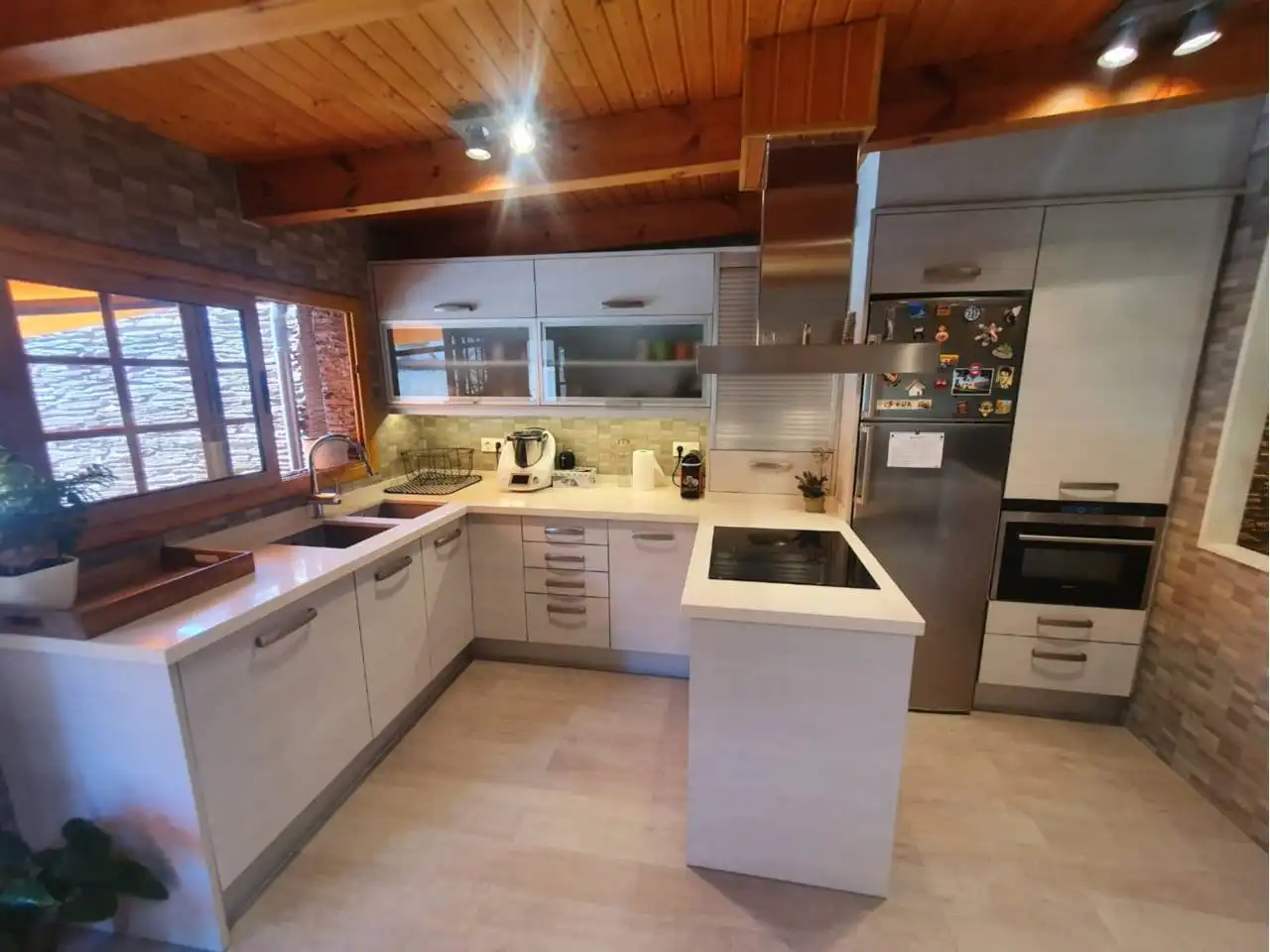 Cuina de Casa o xalet en venda en Sabadell amb Aire condicionat, Calefacció i Parquet