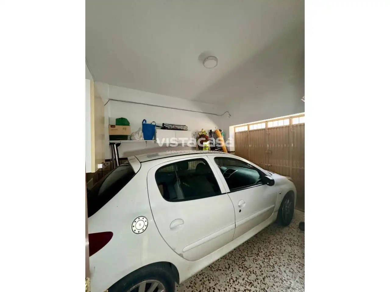 Parking of Houses for sale in Sevilla  with Air Conditioner, Heating and Terrace