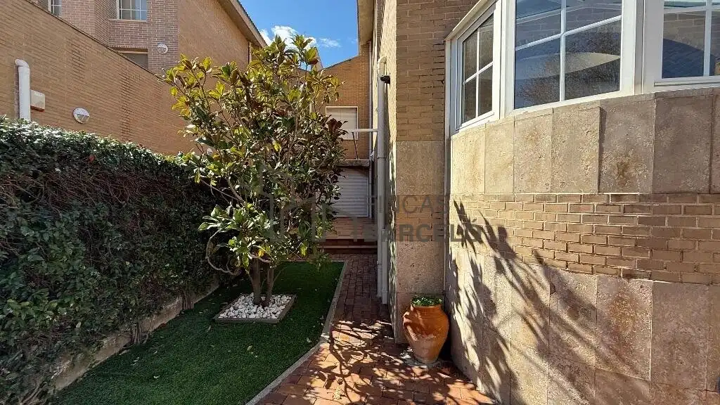 Casa adosada en venta en Casablanca