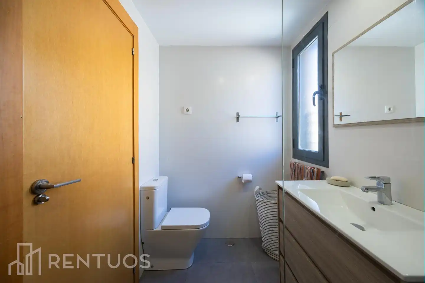 Appartamento con piscina in affitto a Calle Mercedes Formica, imagen 23