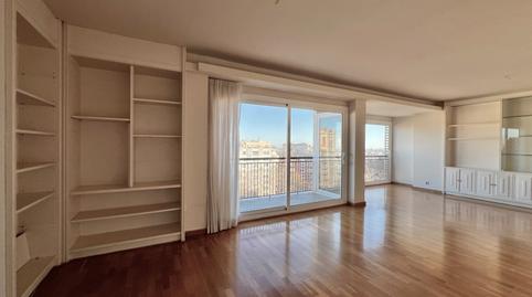 Foto 2 von Wohnung zur Miete in Plaça de la Llibertat, 6, Mestral, Reus