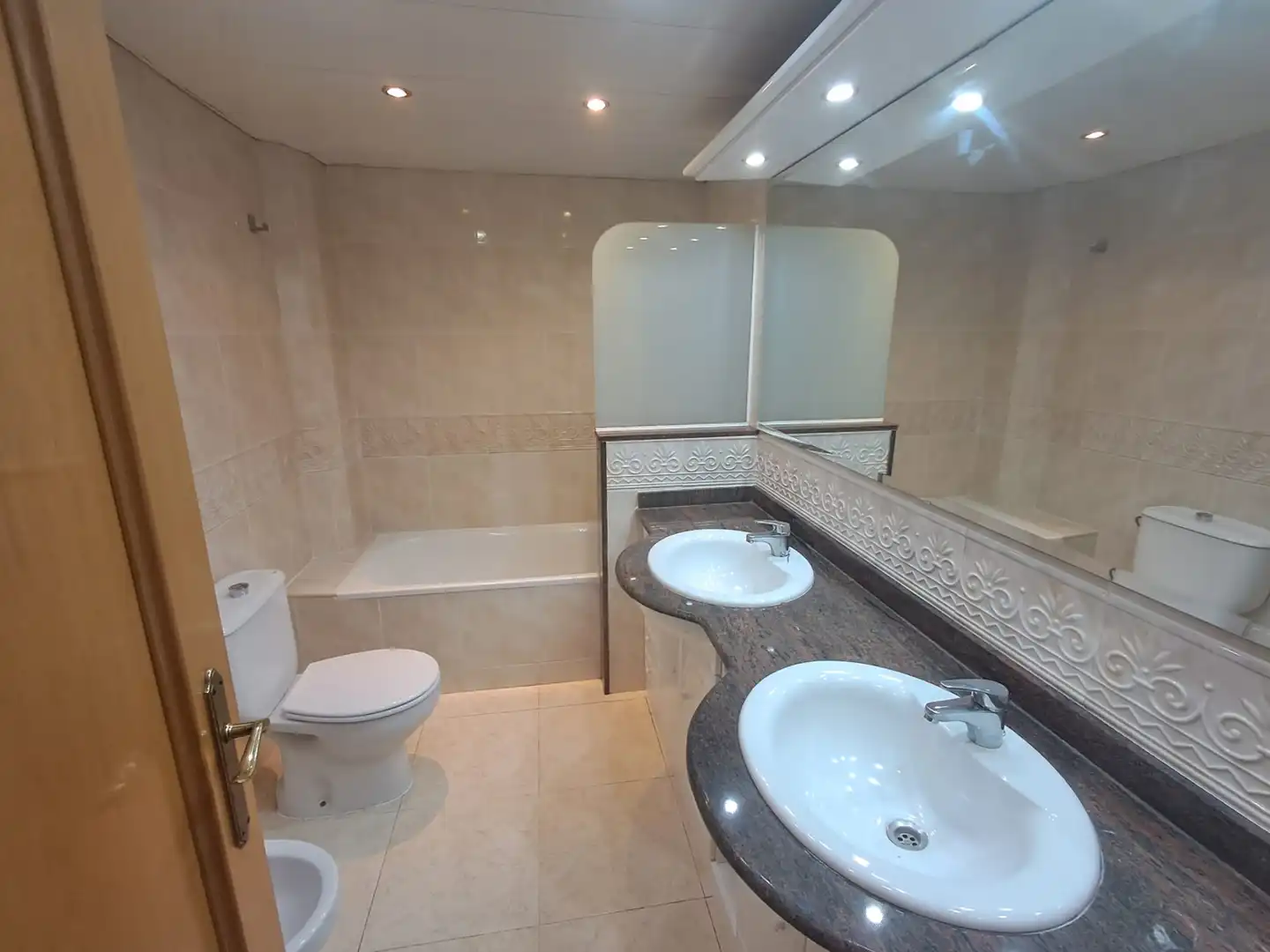 Baño de Piso en venta en Sant Pere de Riudebitlles con Trastero y Balcón