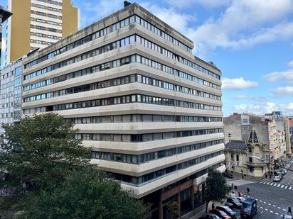 Vista exterior de Pis en venda en A Coruña Capital  amb Terrassa