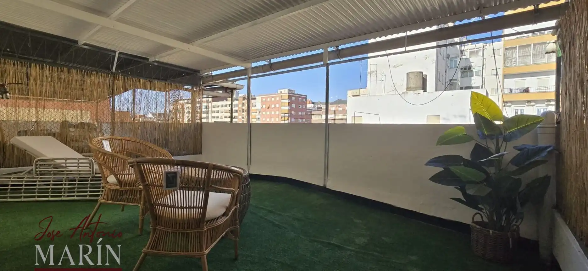 Terrassa de Apartament en venda en Badajoz amb Aire condicionat