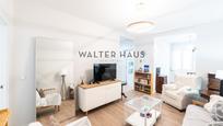 Living room of Flat for sale in  Madrid Capital  with Heating, Oven and Washing machine