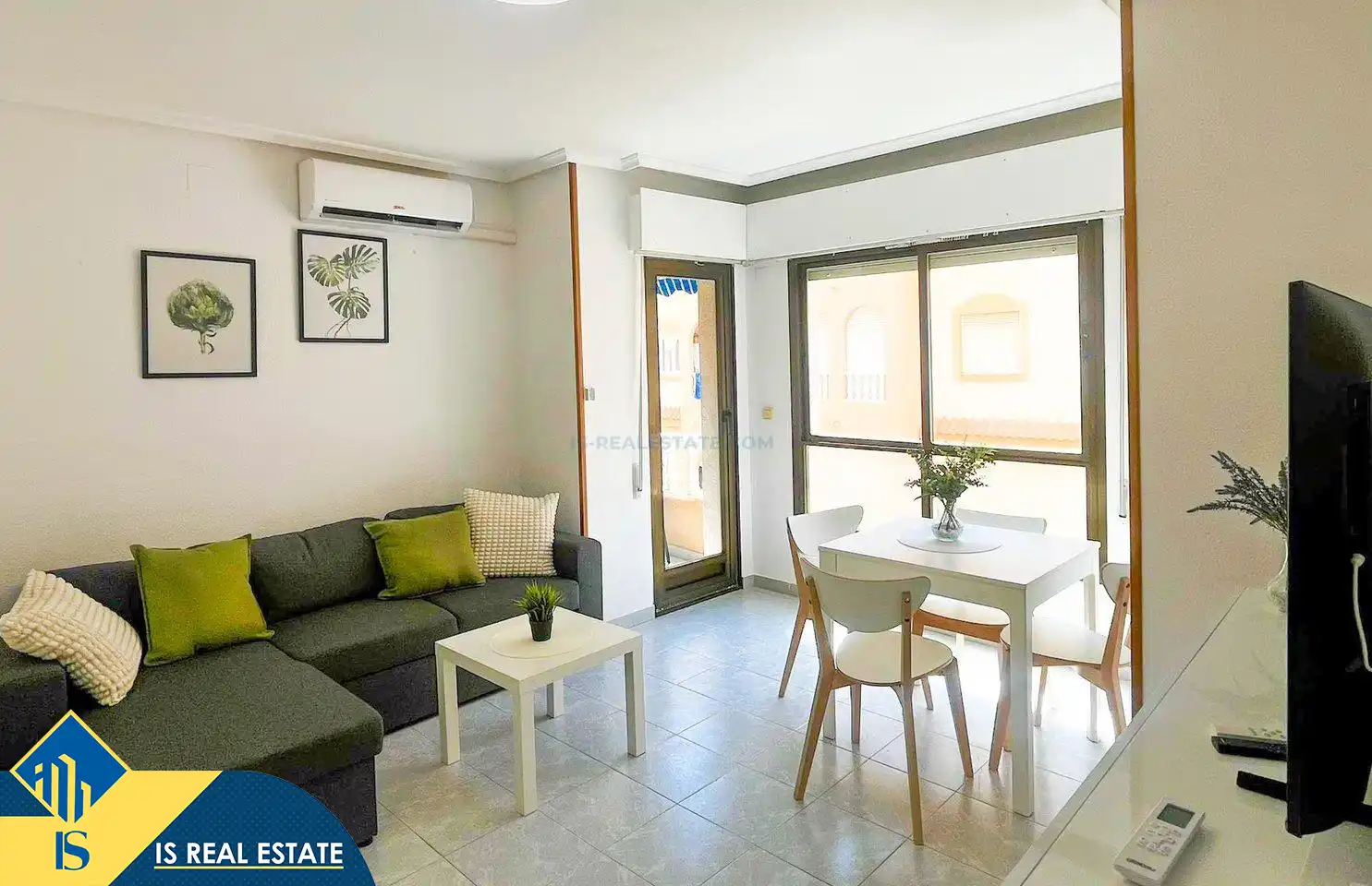 Apartment with lift for sale in Playa del Cura