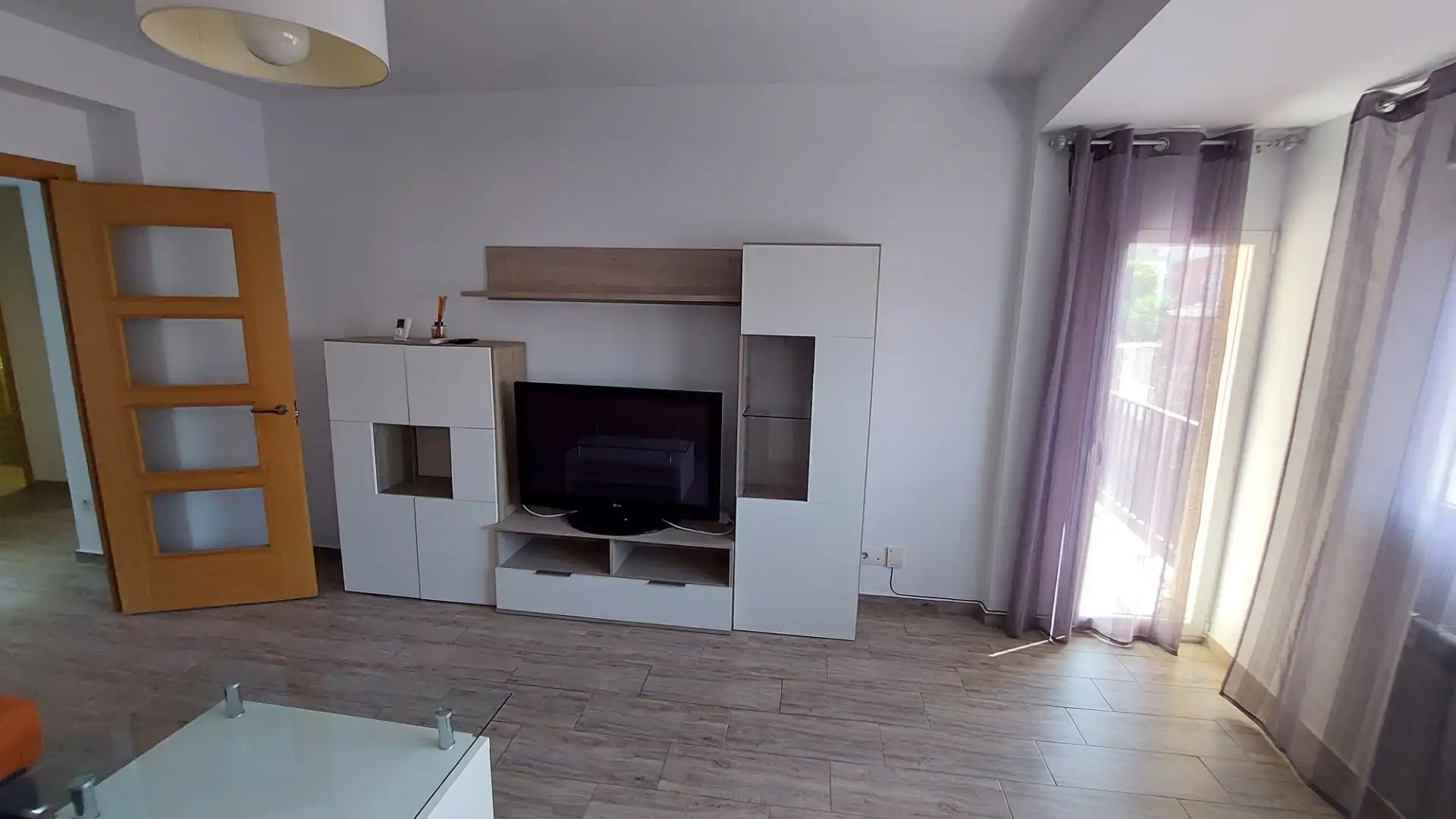 Living room of Flat for sale in Plasencia  with Air Conditioner, Heating and Furnished