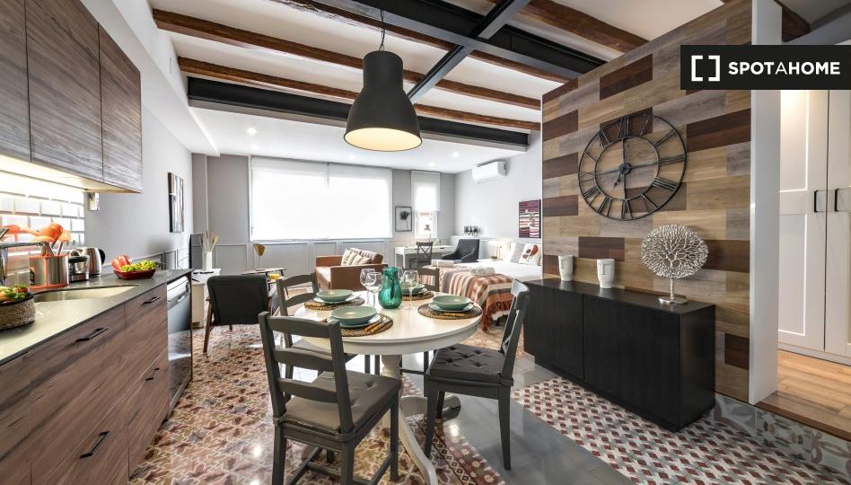 Foto 1 de Pis de lloguer a El Camp de l'Arpa del Clot, Barcelona