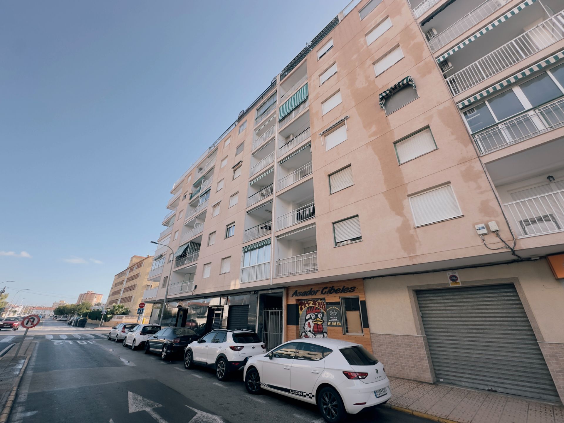 Vista exterior de Apartamento en venta en Santa Pola con Terraza, Amueblado y Horno