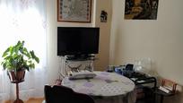 Living room of Flat for sale in  Madrid Capital  with Air Conditioner, Heating and Parquet flooring