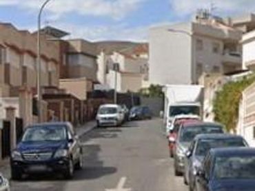 Pis amb piscina en venda a Huércal de Almería
