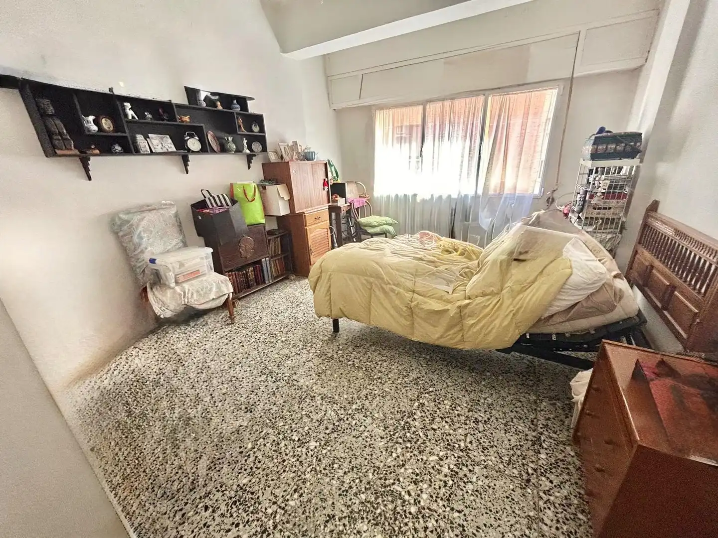 Habitación de Piso en venta en Orihuela con Balcón