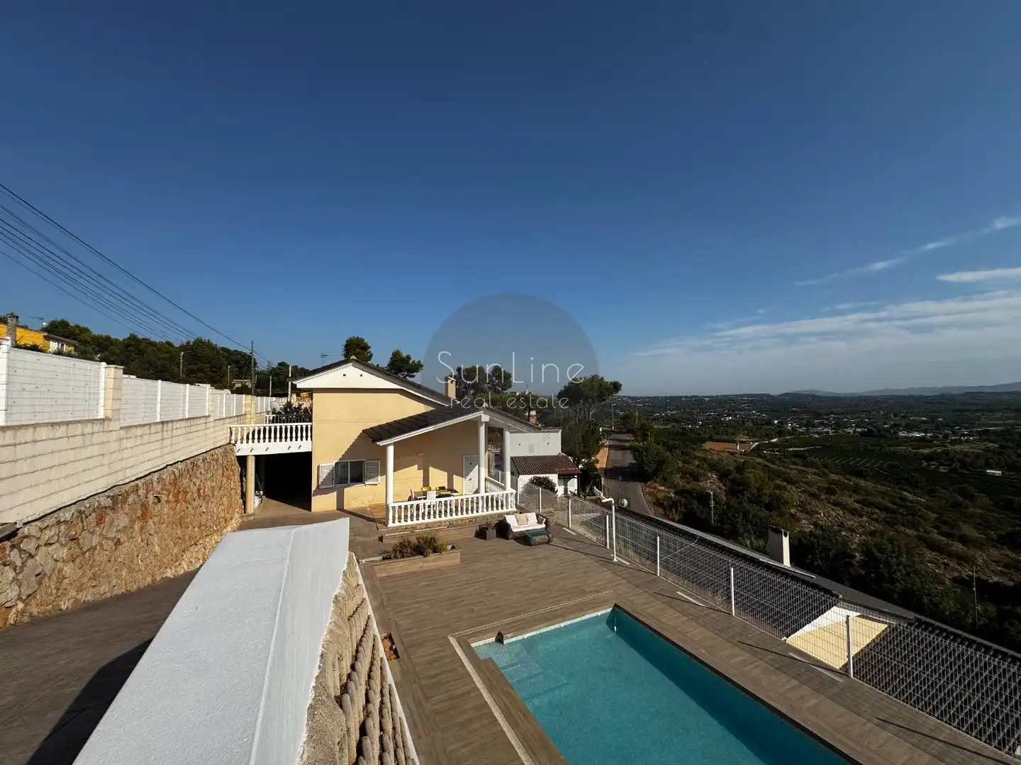 Casa amb piscina en venda a Calle Julio Romero de Torres, imagen 4