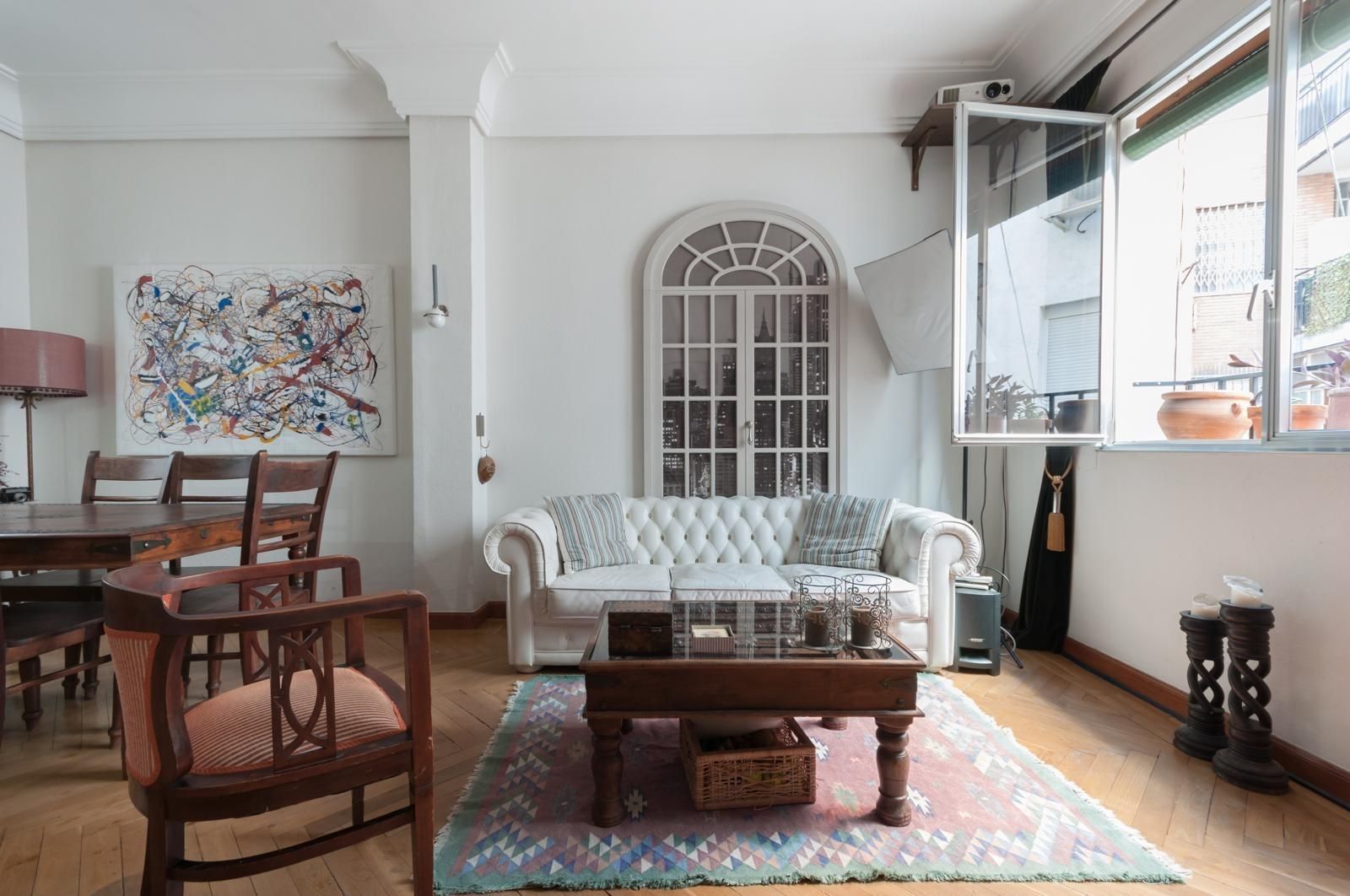 Living room of Flat for sale in  Madrid Capital  with Heating, Parquet flooring and Storage room