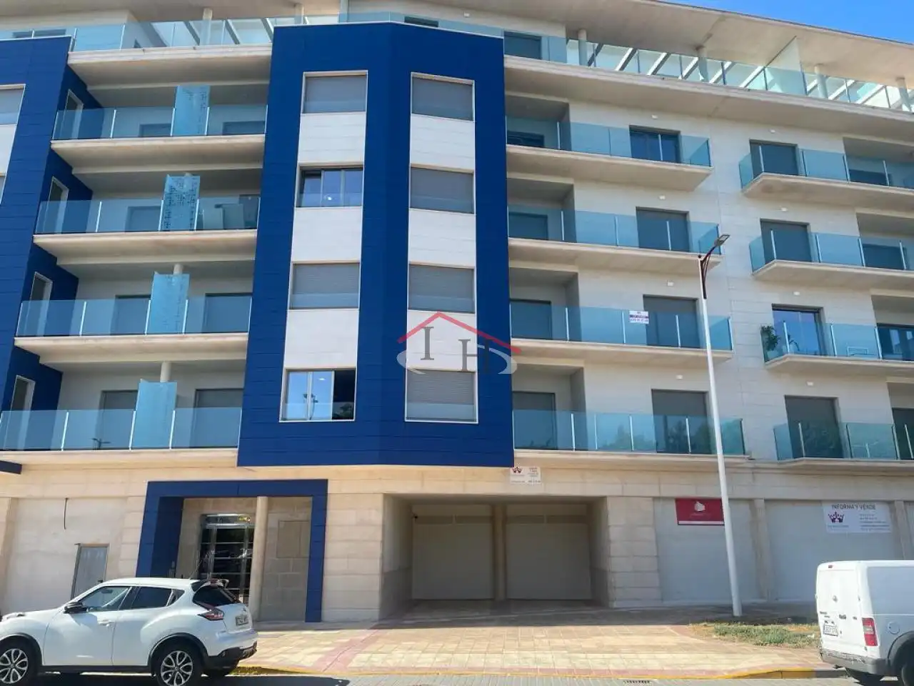 Vista exterior de Apartamento de alquiler en León Capital  con Calefacción, Parquet y Terraza