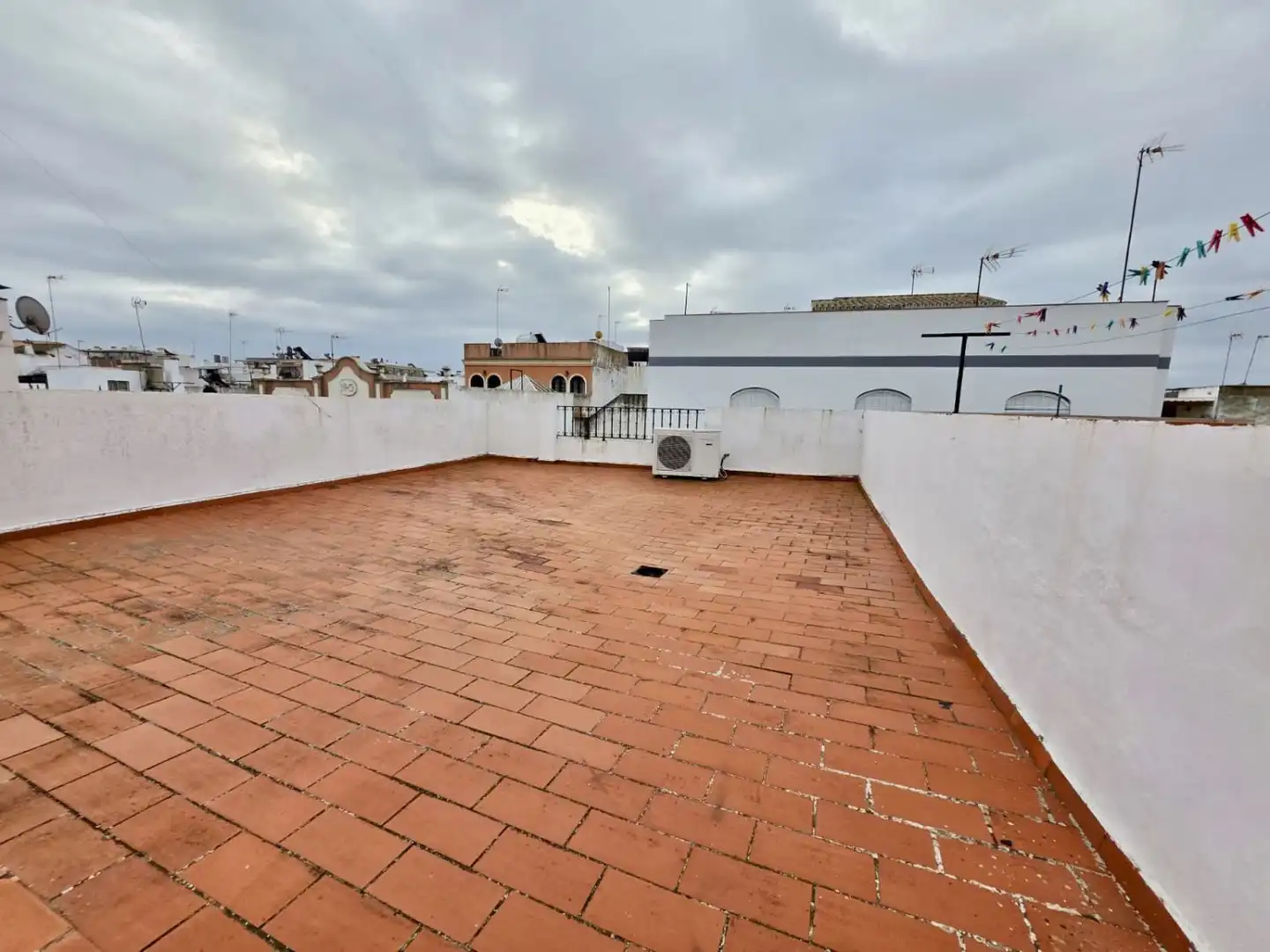 Terraza de Casa adosada en venta en Lora del Río con Aire acondicionado y Trastero