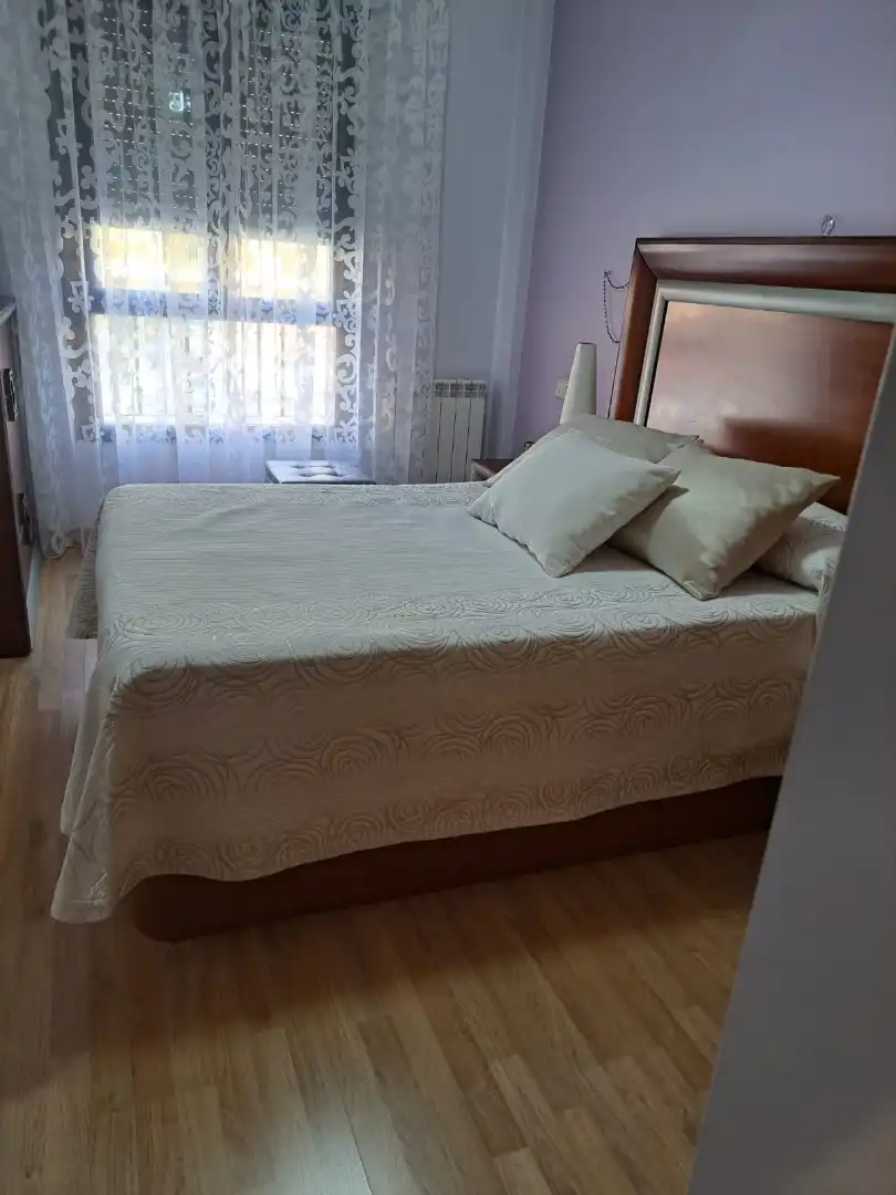 Bedroom of Flat for sale in Guadix  with Heating, Parquet flooring and Furnished