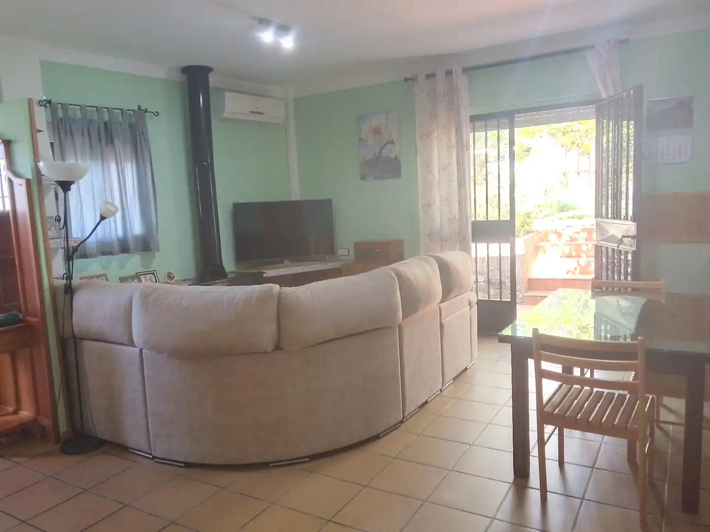 Living room of Houses for sale in Ubrique  with Private garden, Terrace and Balcony