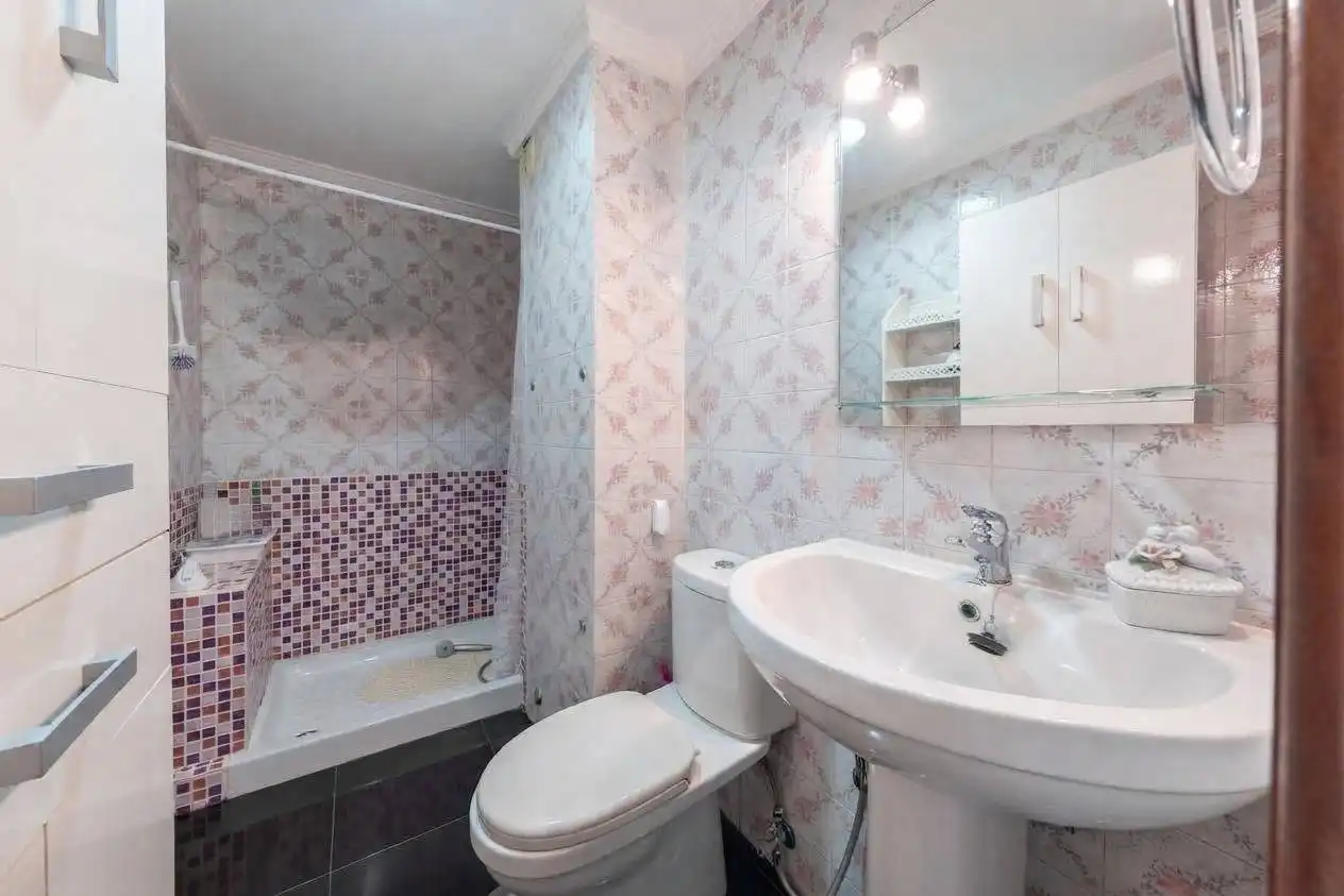 Baño de Piso en venta en Isleta - Puerto - Guanarteme