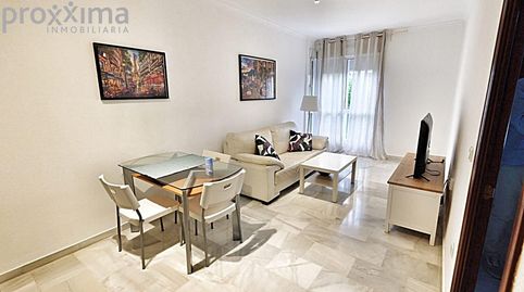 Foto 3 de Piso de alquiler en El Cerro, Sevilla Capital