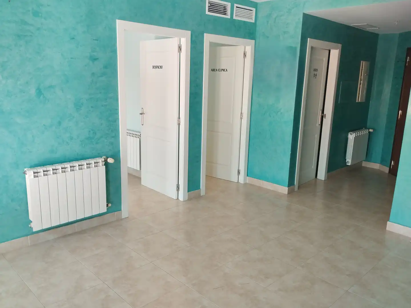 Wohnung zum Verkauf in Oliva de la Frontera mit Klimaanlage, Heizung und Terrasse