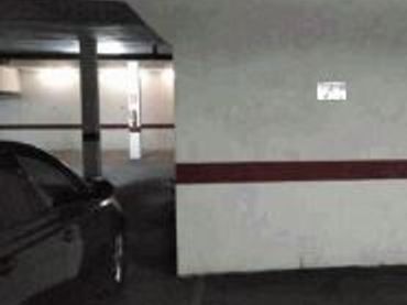 Parcheggio con ascensore in vendita a Azabache