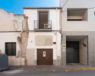 Exterior view of House or chalet for sale in Vilafranca del Penedès  with Terrace, Balcony and Alarm