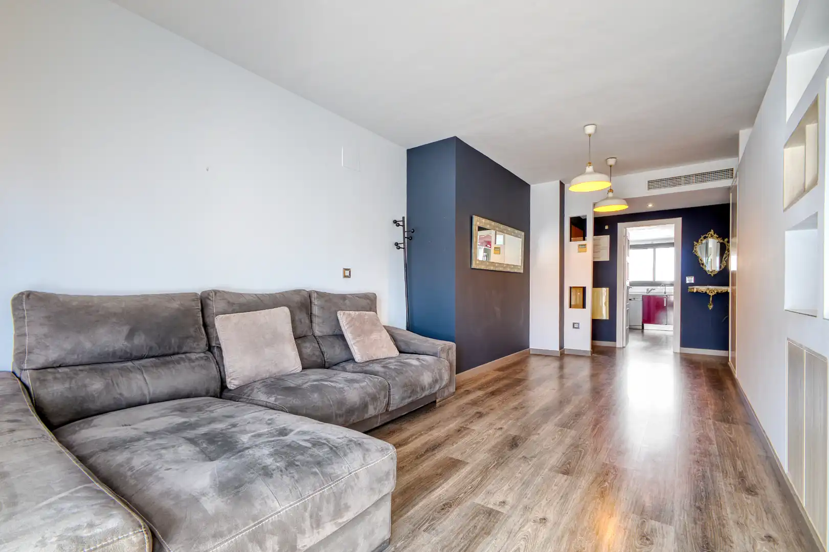 Wohnung zur Miete in Calle Músico Vicente Spiteri, PAU 5