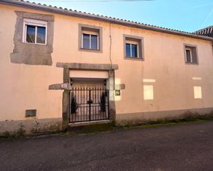 Vista exterior de Casa adosada en venda en O Rosal   amb Traster i Balcó