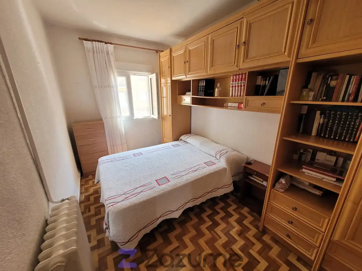 Bedroom of Flat for rent in Segovia  with Heating, Parquet flooring and Furnished