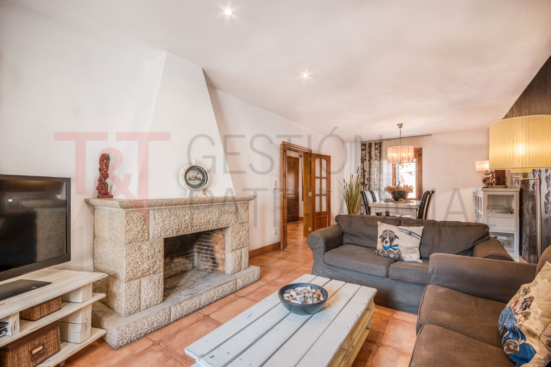 Sala de estar de Casa adosada en venta en Les Borges Blanques con Aire acondicionado, Calefacción y Parquet