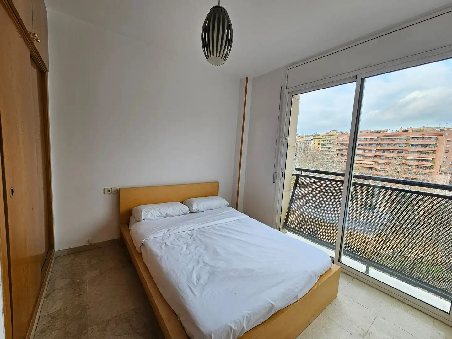 Bedroom of Flat for rent in Barcelona  with Air Conditioner and Furnished