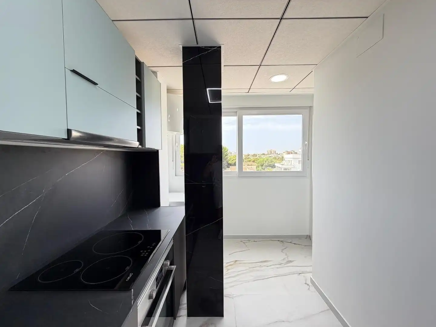 Cuina de Apartament en venda en Orihuela amb Calefacció, Jardí privat i Moblat