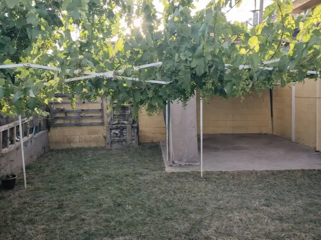 Garden of Houses for sale in Villaquilambre